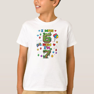 Jag var 6 nu är jag 7 Pixel Block Födelsedagsgrafi T Shirt