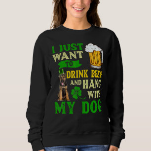 Jag vill bara dricka öl och vänta med min tyska t shirt