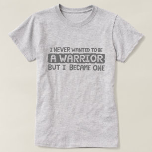 Jag ville aldrig bli krigare, men grått t shirt