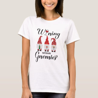 Jag vinkar med mina gnomer. Drick gnomer. Funny wi T Shirt