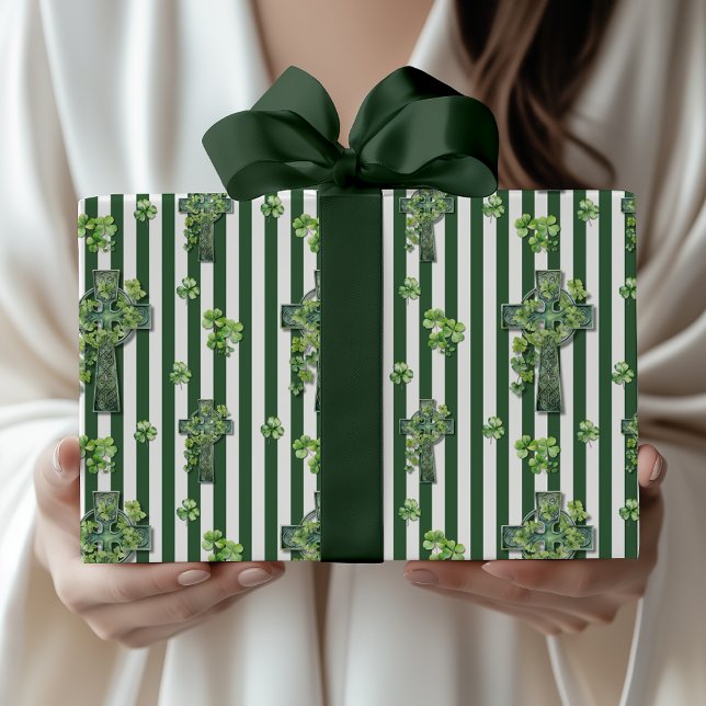 Jägaregrön randig klöverkors St. Patrick's Day Presentpapper (Skapare uppladdad)