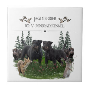 Jagdskräcker Bo mot Renbrad Kennel. HP Bärbar dato Kakelplatta