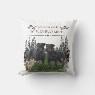 Jagdskräcker Bo mot Renbrad Kennel. HP Bärbar dato Kudde