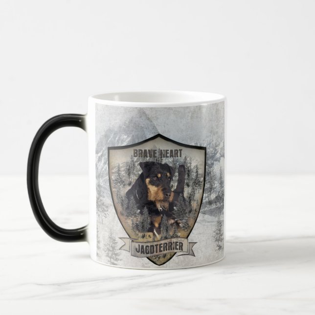 Jagdterrier Apache v. Renbrad  Magisk Mugg (Vänster)