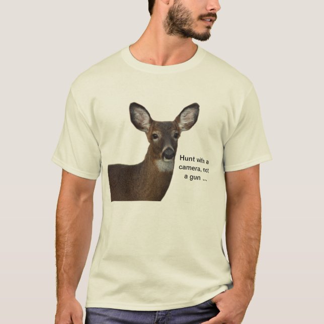 Jakt med en skjorta för kamerahjortutslagsplats tee shirt (Framsida)