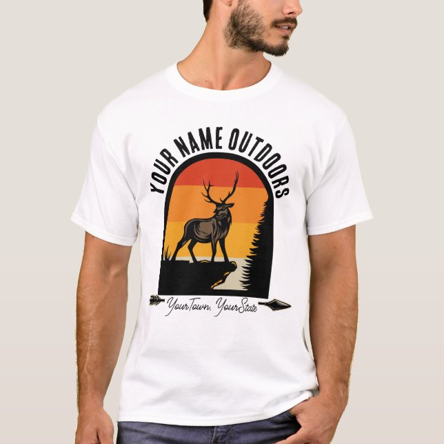 Jakt på ADD NAMN utomhus Hjort Elk Wilderness Camp T Shirt (Framsida)