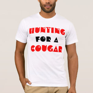 Jakt på en kumarer t-shirt