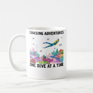 Jakta Äventyr En Dykning I Taget Scuba Dykning Kaffemugg