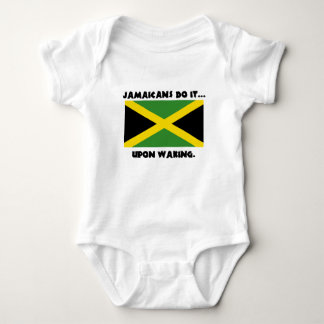 Jamaicaner Gör Det... När De Vaknar T Shirt