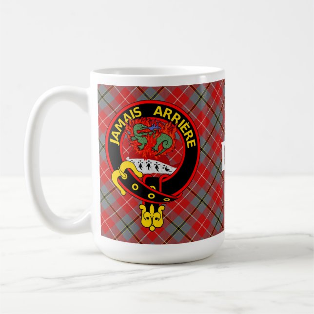 ’Jamais Arrière’ Red Douglas Tartan mugg (Vänster)