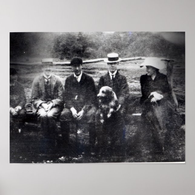 James och Lytton Strachey med Thoby, Adrian Poster (Framsidan)