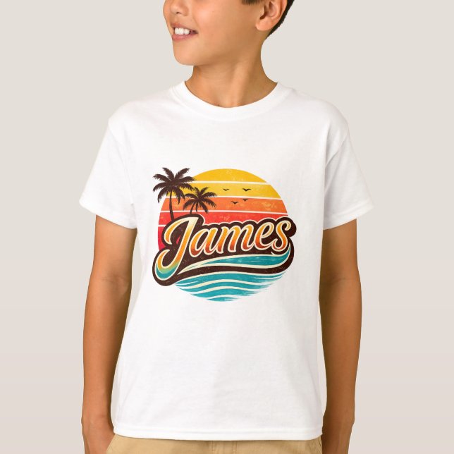 James Retro Sunset Tropical Name Design T Shirt (Framsida)