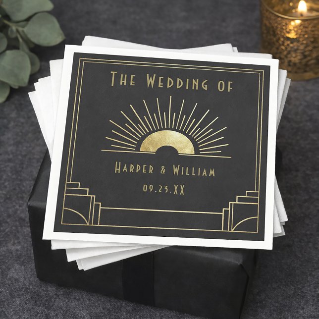 Jämvikt art deco guld solstrålning pappersservett (Sunburst art deco black and faux gold geometric cocktail napkins.)