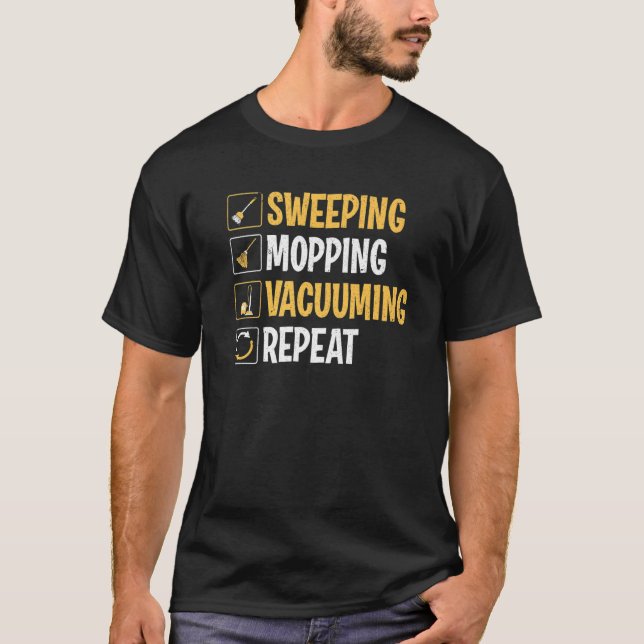 Janitor Sweeping Mopping Vacuodian T Shirt (Framsida)