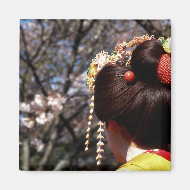 Japan, Kyoto. Bakre närbild av geishas Magnet (Framsidan)