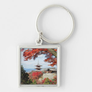 Japan, Kyoto. Kiyomizu-templet i höstfärger Fyrkantig Silverfärgad Nyckelring