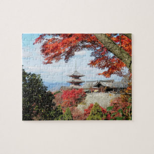 Japan, Kyoto. Kiyomizu-templet i höstfärger Pussel