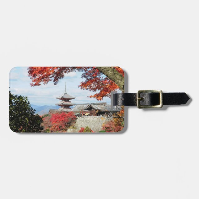 Japan, Kyoto. Kiyomizutemplet i höstfärger Bagagebricka (Horisontell Framsida)