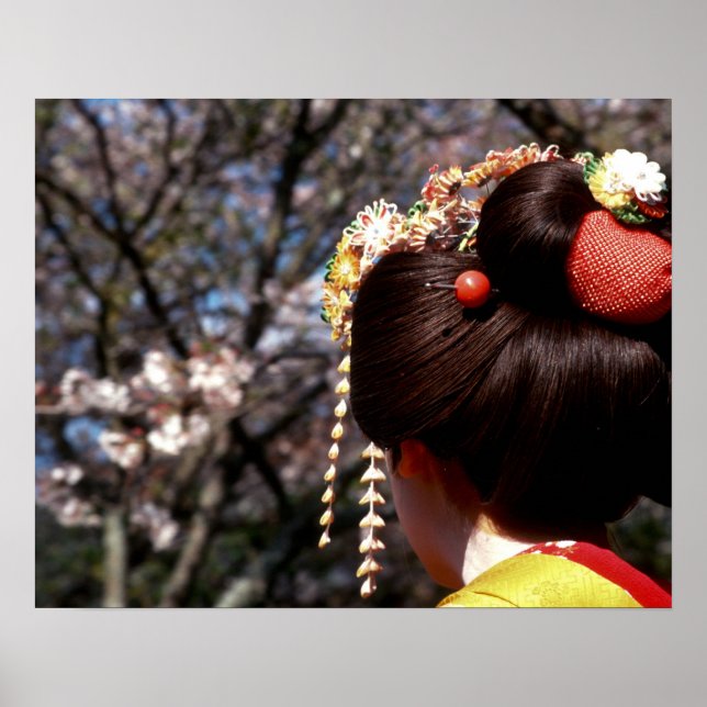 Japan, Kyoto. Slutning av geishas bakre vy Poster (Framsidan)