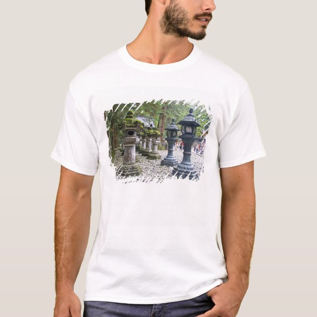Japan, Nikko. Toshogu Shrine och mausoleum i Tee Shirt (Framsida)