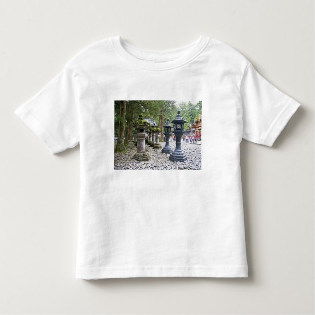 Japan, Nikko. Toshogu Shrine och mausoleum i Tee Shirt (Framsida)