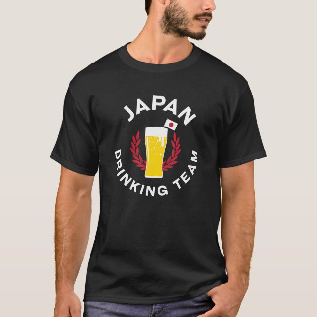 Japan Team Drinking Beer T Shirt (Framsida)