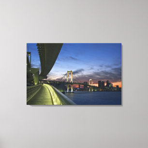 Japan. Tokyo. Regnbågsbron i Tokyobukten. Canvastryck