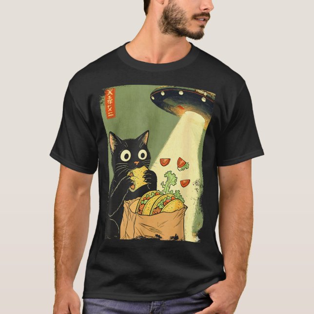 Japanese Cat Tacos UFO Anime Club T Shirt (Framsida)