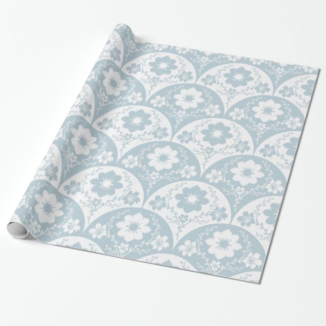 Japanese Floral Pattern in Soft Blue and White Presentpapper (Utrullad)