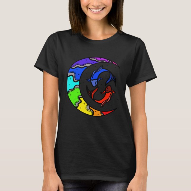 Japanese Koi Fish and Crescent Moon With Rainbow C T Shirt (Framsida)