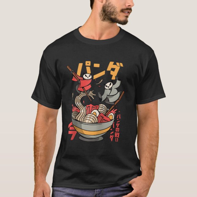 Japanese Panda Monks Fighting Over Ra Noodles- Chi T Shirt (Framsida)