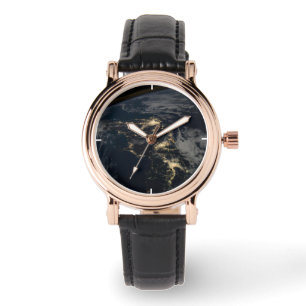 Japans stad Ljus på natten. Armbandsur