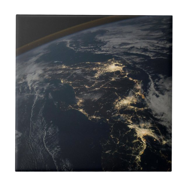 Japans stad Ljus på natten. Kakelplatta (Framsidan)