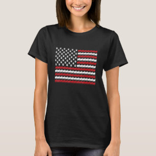 Japansk Chin 4:e av Juli-Hund Paw-utskrift T Shirt