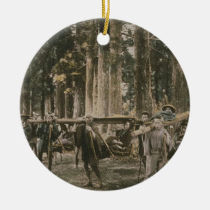 Japansk familj som är burna in kullar, c.1880s julgransprydnad keramik