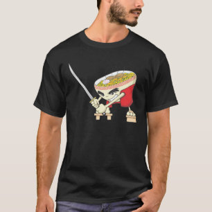 Japansk nudelsoppakämpe med Samuraisvärd T Shirt