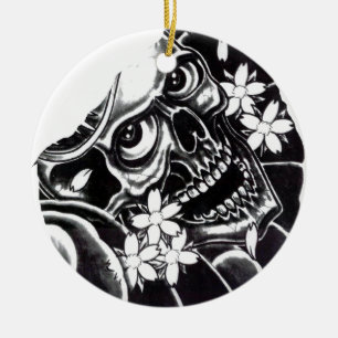 Japansk tattoskalle julgransprydnad keramik