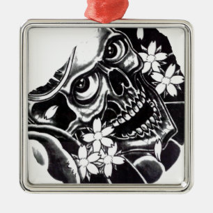 Japansk tattoskalle julgransprydnad metall
