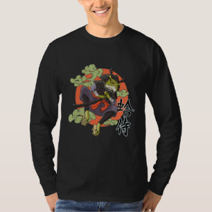 Japansk trand med costume samurais och katana t shirt