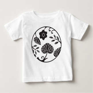 Japansk Vapensköld 0048 - blommor och löv T-shirt