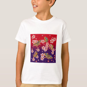 Japanska Butterflies Amid Sakura-Blommar T Shirt