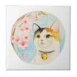 Japanska Calicokatt och blommor Kakelplatta<br><div class="desc">Denna är en vattenfärgillustration av en calicokatt som tittar upp på och tycka om den körsbärsröda blommar. "Är Hanami" en japansk tradition var folket firar och festar under de körsbärsröda blommarträden, när de är oavkortad blom. Målat med den Holbein och Winsor och Newton vattenfärgen målar på pressande papper för bågar...</div>