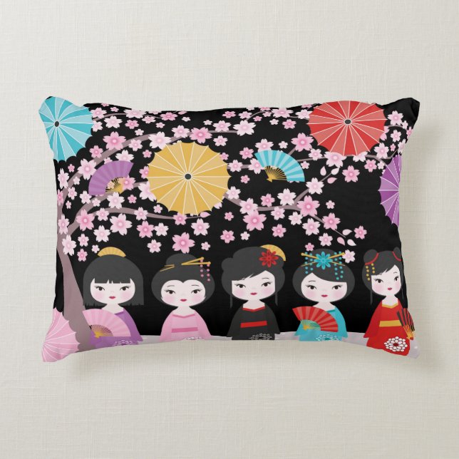 Japanska Kokeshi Dolls Black Prydnadskudde (Framsidan)