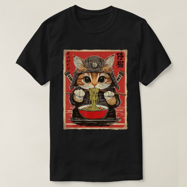 Japanska Samurai Ninja Cat Eating Ramen Noodles T Shirt (Design framsida)