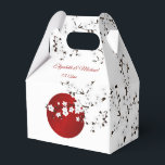 Japanska Uppgående Sol Tack Bröllop Presentaskar<br><div class="desc">Vita och svarta körsbärsblommor framför en röd uppgående sol. En modern version av en klassisk japansk design. Anpassa den med era namn i en elegant font och bröllopsdatum. Med ett tack-uttryck på baksidan.</div>