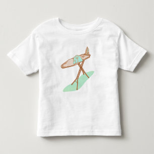 Järn och strykbrädor för hushållsbruk t shirt