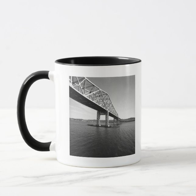 Järn överbryggar B&W Mugg (Vänster)