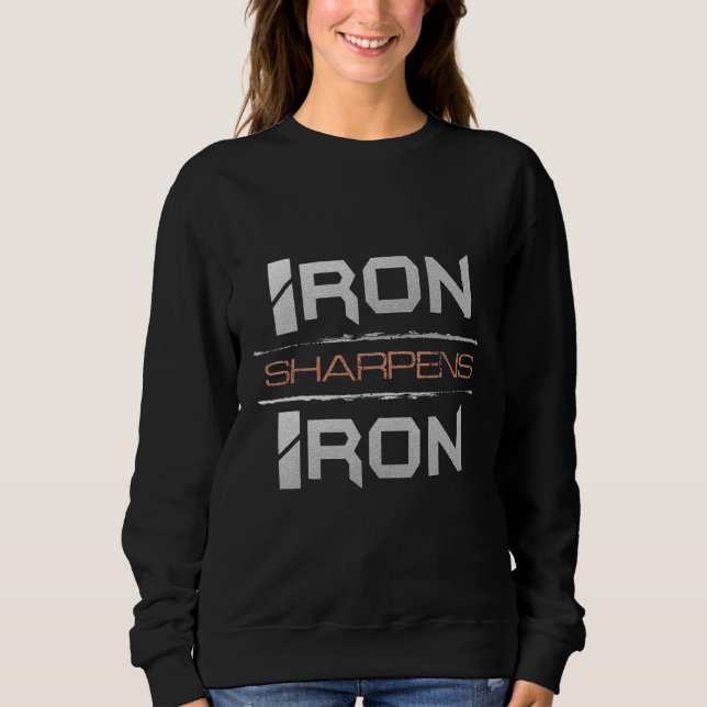 Järn Sharpens Järn Proverbs 2717 Bible Verse T Shirt (Framsida)