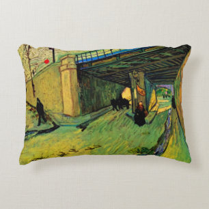 Järnvägsbro över Montmajour av Vincent van Gogh Prydnadskudde