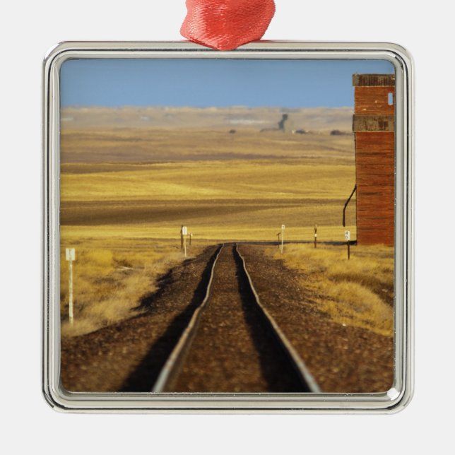 Järnvägsspår leder till gammalt granat i Collins Julgransprydnad Metall (Framsidan)